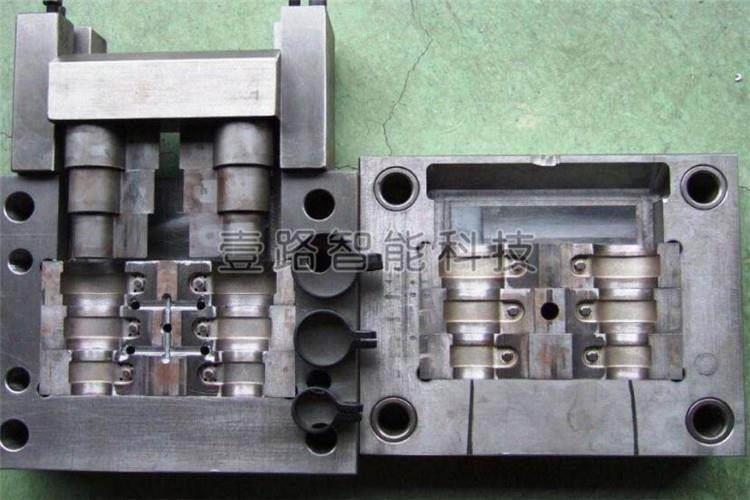 塑胶模具制造加工的材料要便于加工